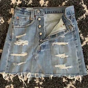 Levi’s Raw Hem Denim Mini
